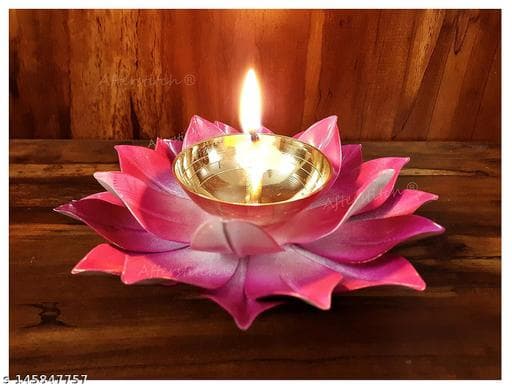 Flameless Rechargeable Flickering LED Tea Light Candles with Charging Dock (Pack of 6) thumbnail 2