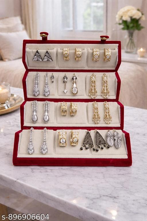 Luxury Travel Jewelry Organizer Case with Zip & Velvet Lining - Photo 1